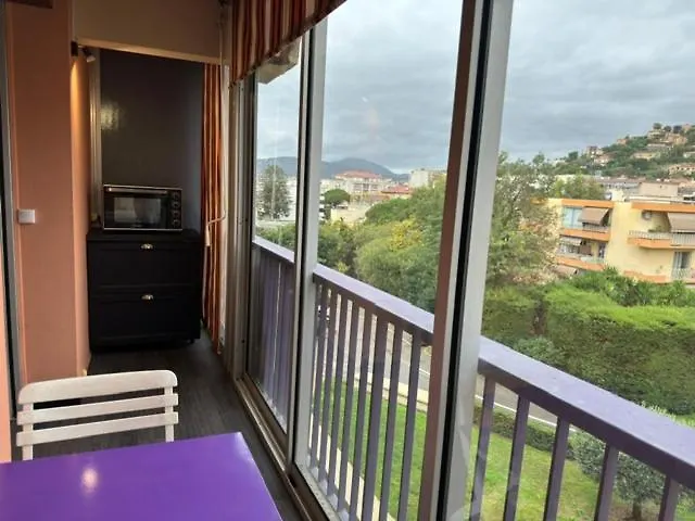 Joli 2 Chambres - 3 Piscines - 88 M2 Mandelieu-la-Napoule